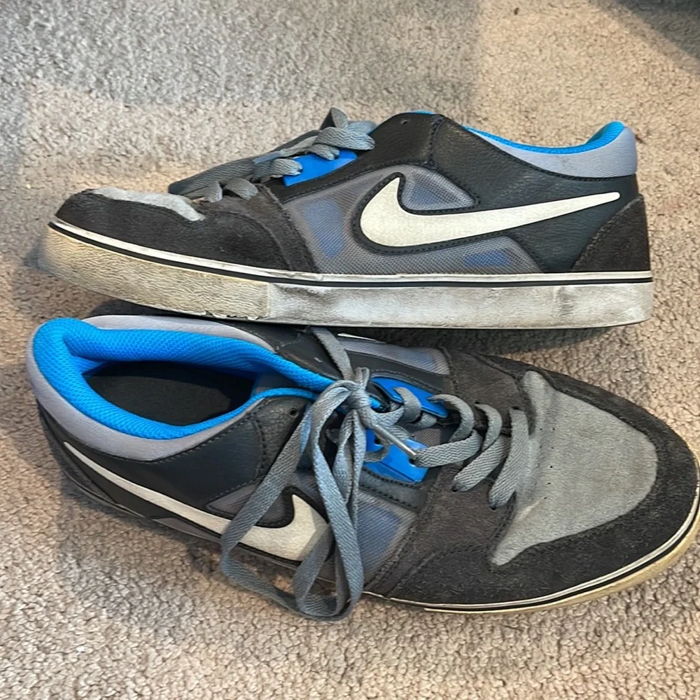 Nike‎ size 10.5